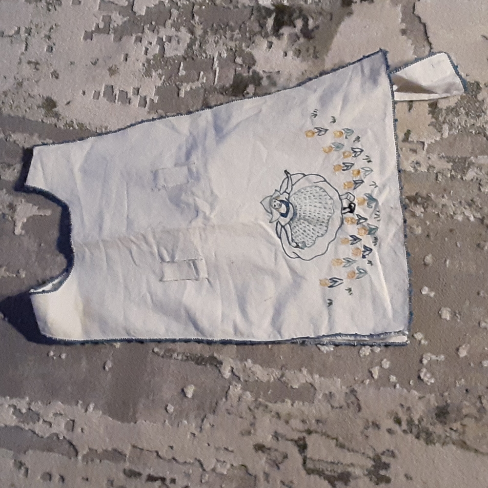 Vintage 1950's childs pinafore/apron